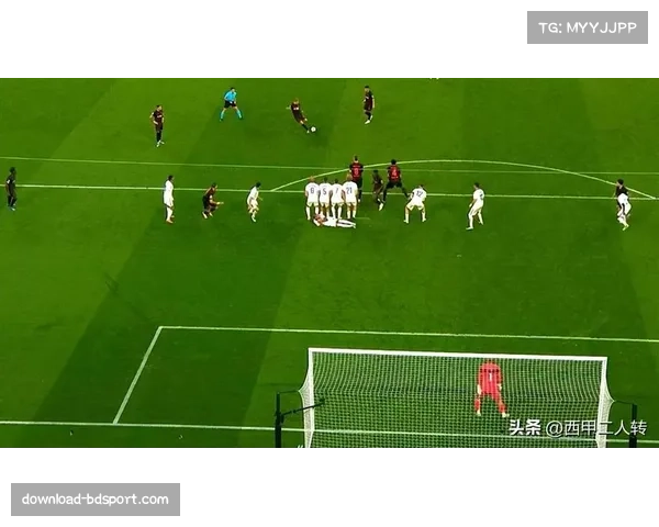 勒沃库森保守应对 希克单箭头突前格里马尔多位置后撤